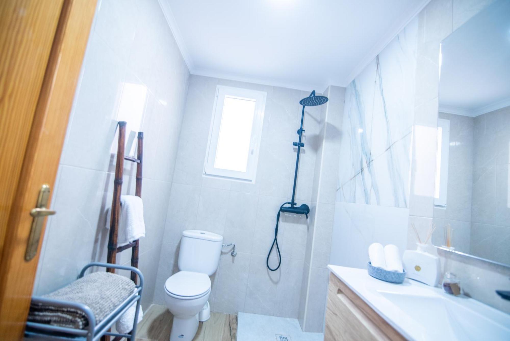 וילנה Naisa Apartamento Turistico מראה חיצוני תמונה